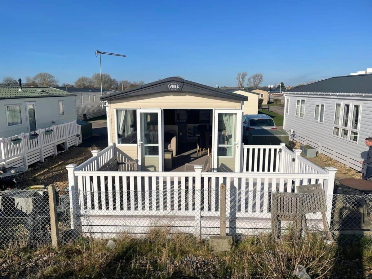 74 Bayside Cove Pevensey Bay Holiday Park ภายนอก รูปภาพ