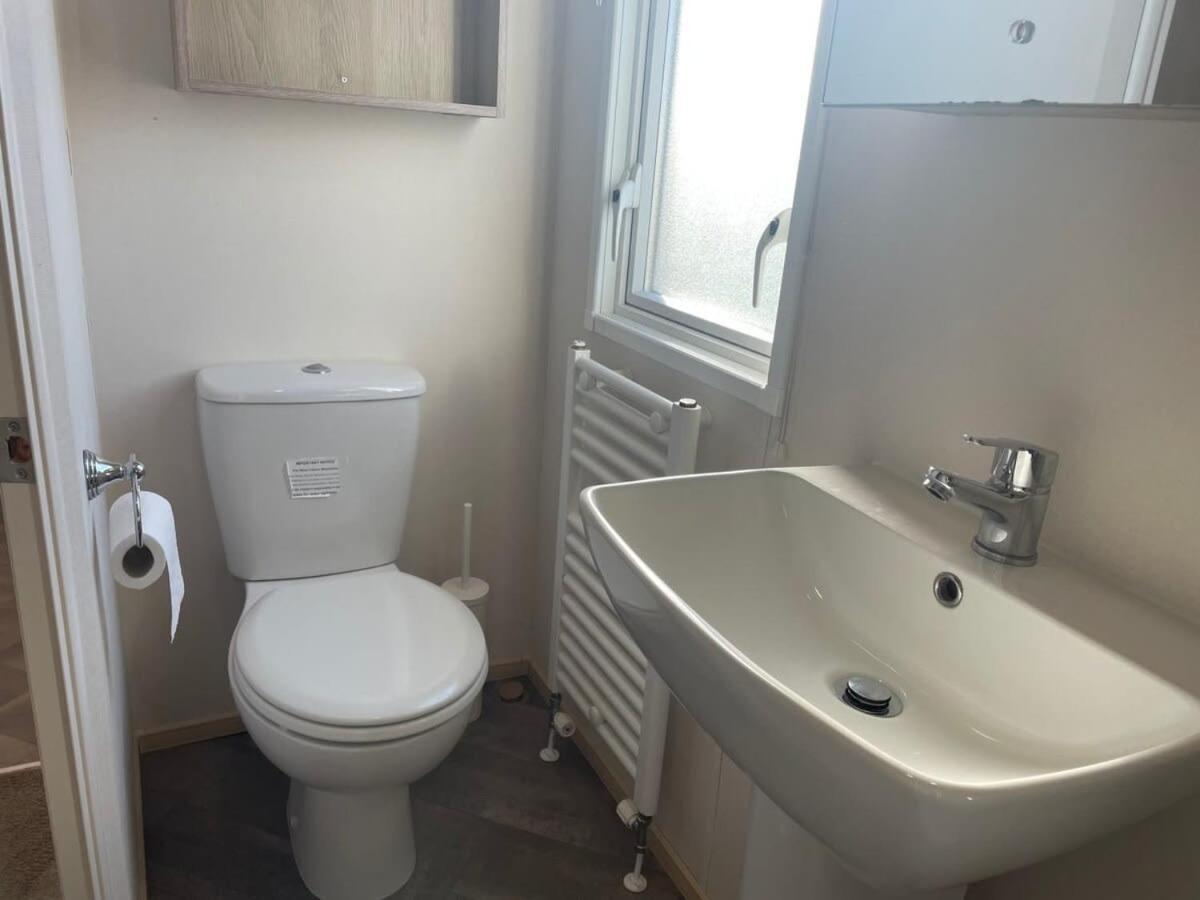 74 Bayside Cove Pevensey Bay Holiday Park ภายนอก รูปภาพ