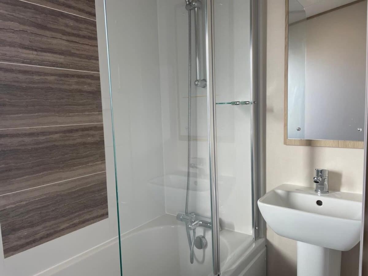 74 Bayside Cove Pevensey Bay Holiday Park ภายนอก รูปภาพ