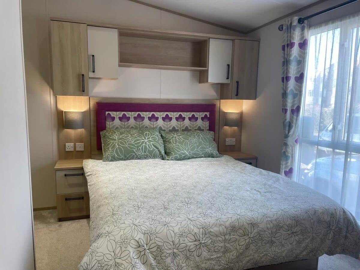 74 Bayside Cove Pevensey Bay Holiday Park ภายนอก รูปภาพ
