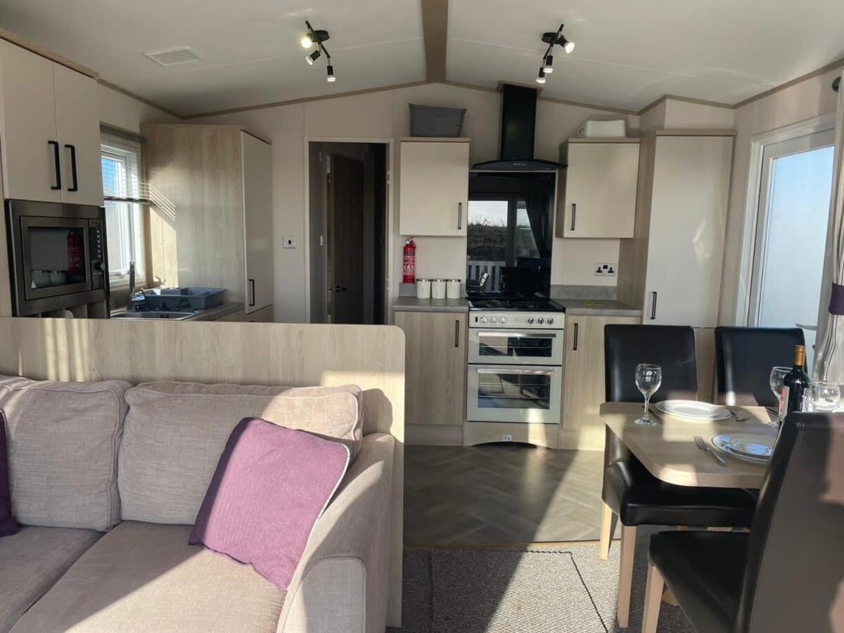 74 Bayside Cove Pevensey Bay Holiday Park ภายนอก รูปภาพ